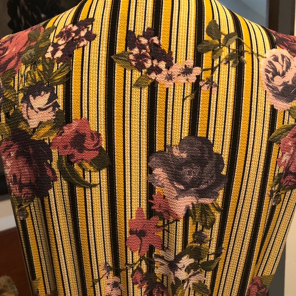 EUC Women’s Stella Tweed Zip Floral Dress - Picture 7 of 7